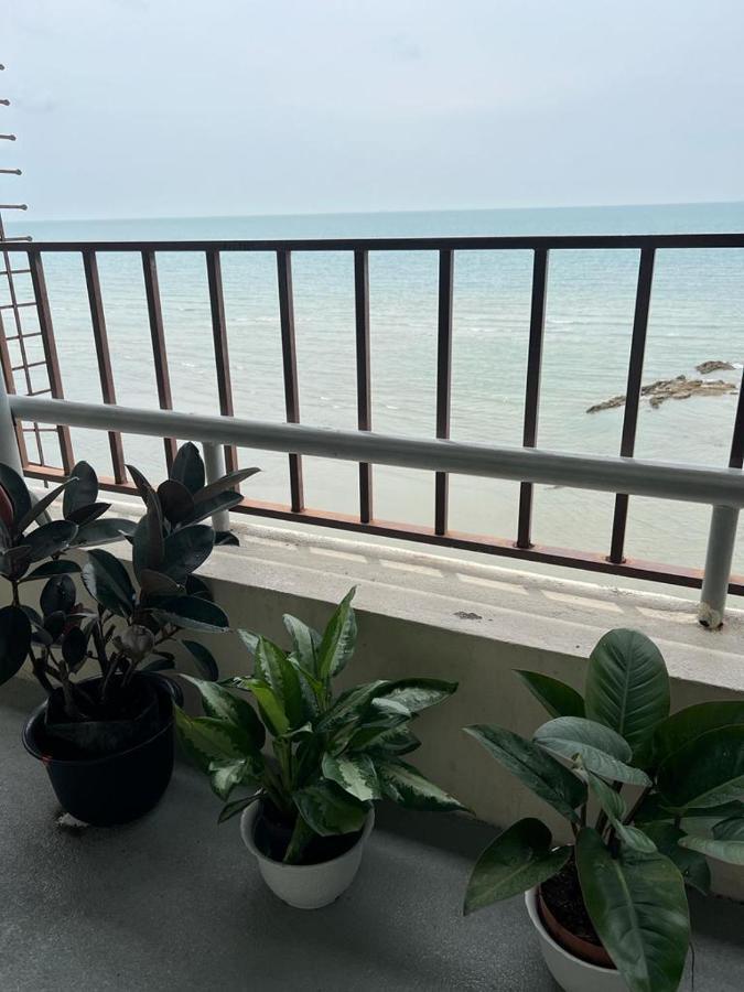 Pd Seaview Vip Staycation W Wifi Kampong Bagan Pinang Exterior foto